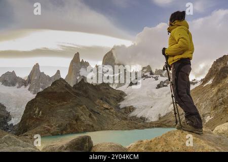 Monte Fitz Roy, Cerro Chalten -, 3405 metri, laguna de los Tres, parque nacional Los Glaciares, repubblica Argentina, Patagonia, cono sur, Sud Ameri Foto Stock