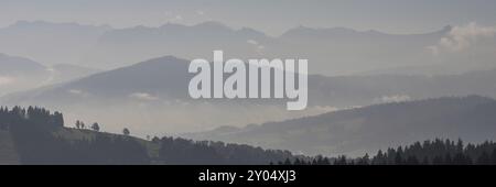 Vista delle Alpi dal Pfaender vicino a Bregenz sul Lago di Costanza Foto Stock