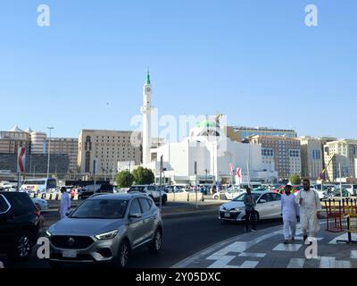 Medina, Arabia Saudita, giugno 27 2024: Moschea Masjid Bilal ibn Rabah, situata a circa 500 metri a sud di Masjid Nabawi, la moschea profeta di Madinah, nome Foto Stock