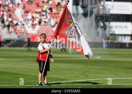 Utrecht, Paesi Bassi. 1 settembre 2024. UTRECHT, 01-09-2024, Galgenwaard Stadium, stagione 2024/2025, Dutch Eredivisie Football.mascotte prima della partita Utrecht - Twente crediti: Pro Shots/Alamy Live News Foto Stock