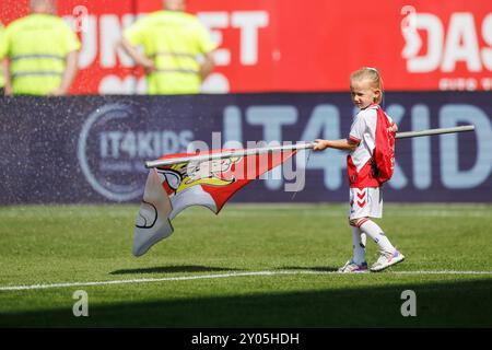 Utrecht, Paesi Bassi. 1 settembre 2024. UTRECHT, 01-09-2024, Galgenwaard Stadium, stagione 2024/2025, Dutch Eredivisie Football.mascotte prima della partita Utrecht - Twente crediti: Pro Shots/Alamy Live News Foto Stock