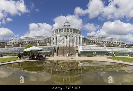 Copenaghen, Danimarca, 19 luglio 2016: La casa delle palme nel giardino botanico, Europa Foto Stock