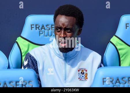 Coventry, Regno Unito. 31 agosto 2024. Fabio Tavares (30) attaccante del Coventry City sulla panchina dei sostituti davanti alla partita del Coventry City FC contro Norwich City FC per il campionato EFL alla Coventry Building Society Arena, Coventry, Inghilterra, Regno Unito il 31 agosto 2024 Credit: Every Second Media/Alamy Live News Foto Stock