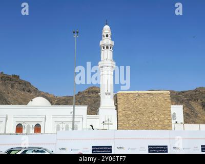 Medina, Arabia Saudita, giugno 27 2024: Il luogo della battaglia della trincea del Khandaq Ahzab o dei Confederati, faceva parte del conflitto tra i Musl Foto Stock