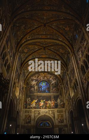 Soffitto con affresco della Cattedrale di Parma Foto Stock