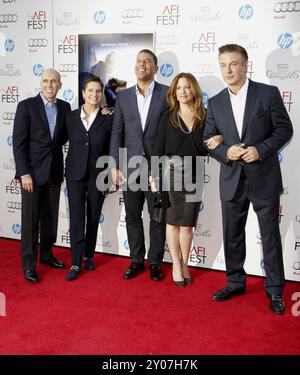 Jeffrey Katzenberg, Nancy Bernstein, Peter Ramsey, Christina Steinberg e Alec Baldwin alla proiezione di Gala dell'AFI FEST 2012 di "Rise of the Guardians" Foto Stock