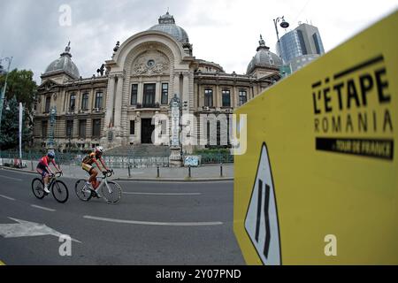 Bucarest, Romania. 1 settembre 2024. I ciclisti gareggiano durante l'Etape Romania by Tour de France a Bucarest, Romania, 1 settembre 2024. Crediti: Cristian Cristel/Xinhua/Alamy Live News Foto Stock