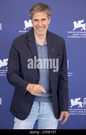 News - sono ancora qui - Ainda Estou Aqui Photocall - il 81° Direttore della Mostra Internazionale d'Arte cinematografica di Venezia Walter Salles partecipa al photocall del film Ainda estou aqui i m ancora qui presentato in concorso durante la 81° Mostra Internazionale d'Arte cinematografica di Venezia al Lido di Venezia, il 1° settembre 2024. Foto: Cinzia Camela. Lido di Venezia Palazzo del Casinò Italia Copyright: XCinziaxCamelax/xLiveMediax LPN 1498889 Foto Stock