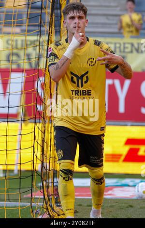 Kerkrade, Paesi Bassi. 1 settembre 2024. KERKRADE, PAESI BASSI - 1 SETTEMBRE: Thibo Baeten del Roda JC celebra il suo gol durante la partita Roda JC Kerkrade tra De Graafschap al Parkstad Limburg Stadion il 1 settembre 2024 a Kerkrade, Paesi Bassi. (Foto di Orange Pictures) (foto di Orange Pictures/Orange Pictures) credito: dpa/Alamy Live News Foto Stock