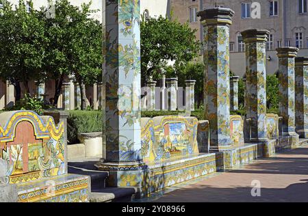 Colonne e immagini maioliche Foto Stock