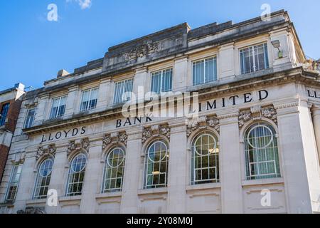 Norwich, Regno Unito - agosto 30 2024: Esterno dell'edificio Lloyds Bank Limited a Norwich, Regno Unito Foto Stock