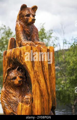 Le sculture in McLeese lago della Columbia britannica in Canada Foto Stock