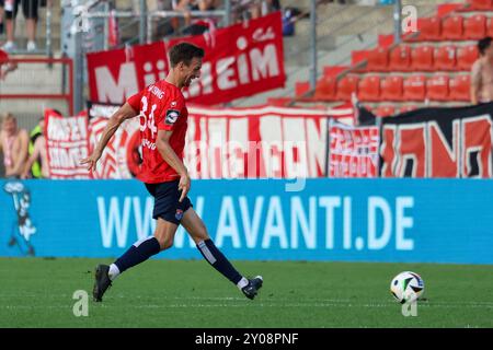 Tim Knipping (SpVgg Unterhaching, 34), SpVgg Unterhaching vs. Rot-Weiss Essen, Fussball, 3. Liga, 4. Spieltag, Saison 24/25, 01.09.2024, LE NORMATIVE DFL VIETANO QUALSIASI USO DI FOTOGRAFIE COME SEQUENZE DI IMMAGINI, foto: Eibner-Pressefoto/Jenni Maul Foto Stock