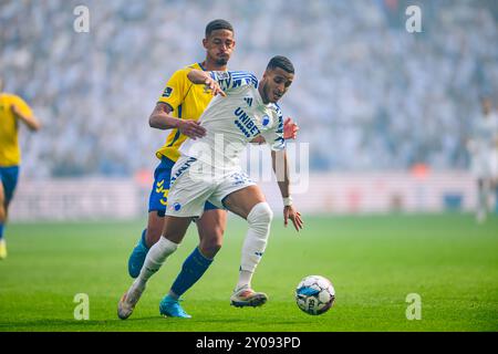 30 (FCK) - Elias Achouri. 32 (BIF) - Frederik Alves Ibsen. Superliga: FC København mod Brøndby IF - 01.09.24. København, Danmark. 1 settembre 2024. Foto Stock