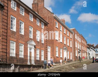 Case d'epoca a Broad Street, Ludlow, Shropshire, Inghilterra, Regno Unito Foto Stock