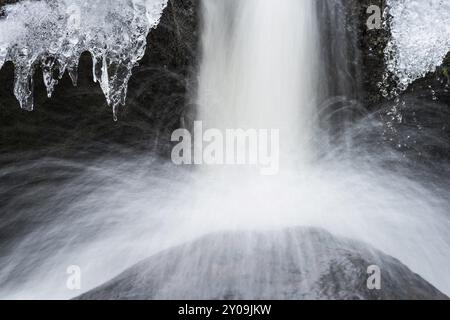 Ruscello invernale, riserva naturale di Dundret, Gaellivare, Norrbotten, Lapponia, Svezia, ottobre 2016, Europa Foto Stock