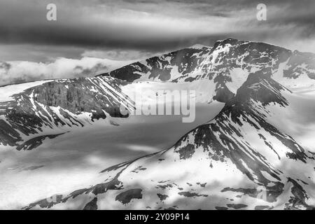 Nuvoloso Mood, Kebnekaisefjaell, Norrbotten, Lapponia, Svezia, luglio 2015, Europa Foto Stock