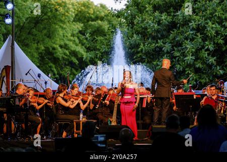 Concha Buika con la Orquesta Sinfonica de las Islas Baleares, paseo del Born, Palma, Maiorca, Spagna, Europa Foto Stock