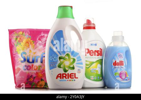 Sebbene l'industria mondiale del sapone e dei detergenti comprenda circa 700 aziende, rimane altamente concentrata con le prime 50 aziende che detengono quasi 90 pe Foto Stock