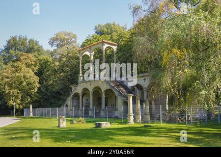 Lusthausruine Stuttgart nel giardino del palazzo centrale, nel parco del palazzo, nella scalinata dell'ex edificio rinascimentale costruito da Georg Beer nel XVI secolo Foto Stock