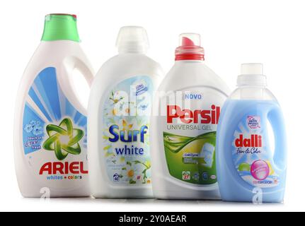 Sebbene l'industria mondiale del sapone e dei detergenti comprenda circa 700 aziende, rimane altamente concentrata con le prime 50 aziende che detengono quasi 90 pe Foto Stock