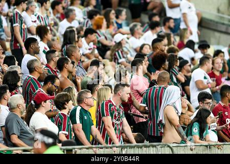 Rio, Brasile - 1° settembre 2024: Tifosi in partita tra Fluminense e San Paolo per il Campionato brasiliano, 25° round allo Stadio Maracana Foto Stock