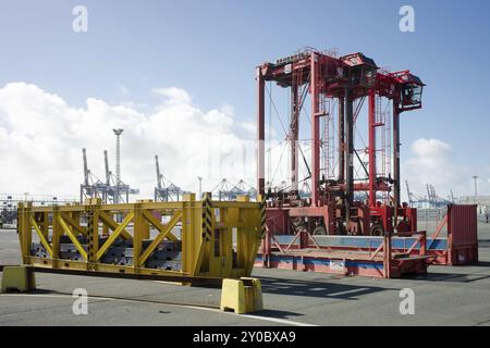 Vancarrier parcheggiato. Vancarrier in porto Foto Stock