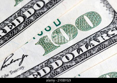 Primo piano di cento dollari americani, dettagli di 100 dollari americani in contanti Foto Stock