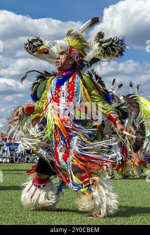 Coeur d'Alene, Idaho USA, 07-23-2016. Giovani ballerini partecipano al Julyamsh Powwow il 23 luglio 2016 presso la fiera della contea di Kootenai a Coeur d'' Foto Stock