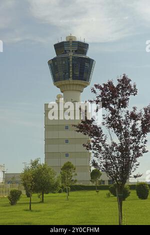 Il volo della torre di controllo dell'aeroporto di Atene Foto Stock