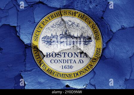 Bandiera di Boston dipinta su pareti incrinate Foto Stock