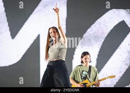 La cantante danese MØ si esibisce il 10 agosto 2024 allo Sziget Festival di Budapest, Ungheria Foto Stock