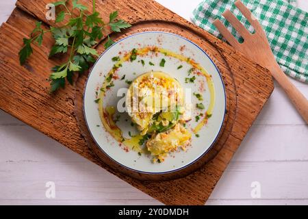 Causa Peruana. Il causa Lima è un antipasto tradizionale della cucina peruviana a base di patate, avocado, pollo o tonno. Foto Stock