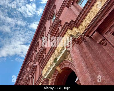 Facciata ornata in mattoni del National Building Museum di Washington DC Foto Stock