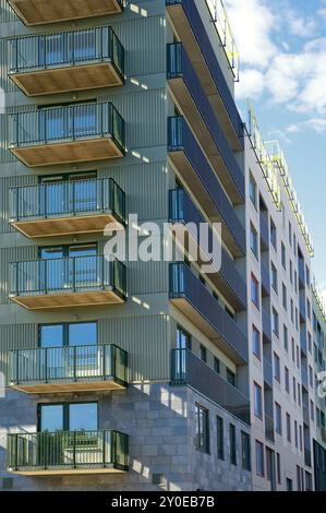 Balconi negli edifici residenziali Foto Stock