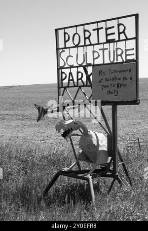 Cartello d'ingresso al Porter Sculpture Park di Montrose, South Dakota, Stati Uniti. Foto Stock