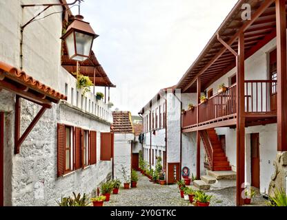 Complesso residenziale Ilha do Sabao a Guimaraes, Portogallo Foto Stock