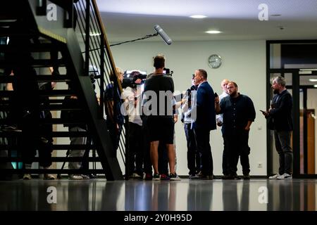 CDU Thüringen SITZUNG LANDESVORSTAND 02/09/2024 - Erfurt: Pressestatement von Christian Herrgott CDU nach der Sitzung. Sitzung des Landesvorstands der CDU Thüringen im Thüringer Landtag AM 2. Settembre 2024. /                    *** CDU TURINGIA RIUNIONE DEL CONSIGLIO DI STATO 02 09 2024 Erfurt comunicato stampa di Christian Herrgott CDU dopo la riunione del Consiglio di Stato della CDU Turingia nel parlamento statale della Turingia il 2 settembre 2024 Foto Stock