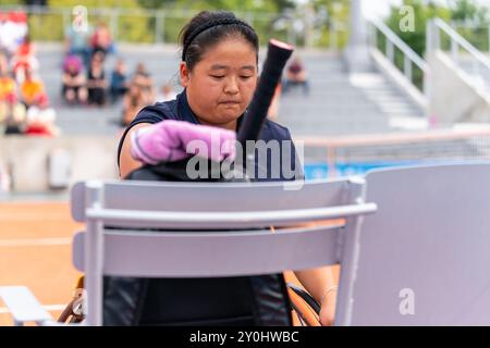 Parigi, Francia. 31 agosto 2024. PARIGI, FRANCIA - AGOSTO 31: Ziying Wang della Repubblica Popolare Cinese partecipa al primo turno femminile del terzo giorno dei Giochi Paralimpici estivi di Parigi 2024 al Roland Garros il 31 agosto 2024 a Parigi, Francia. (Foto di Joris Verwijst/Agenzia BSR) credito: Agenzia BSR/Alamy Live News Foto Stock