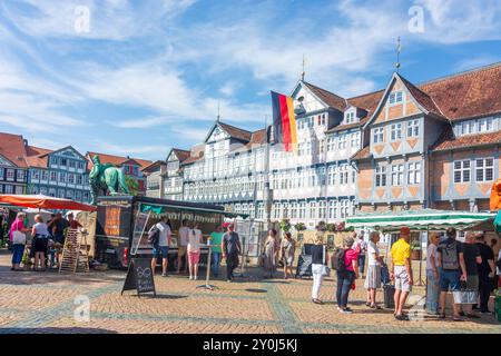 Wolfenbüttel: Piazza Stadtmarkt, Municipio, mercato settimanale a , Niedersachsen, bassa Sassonia, Germania Foto Stock