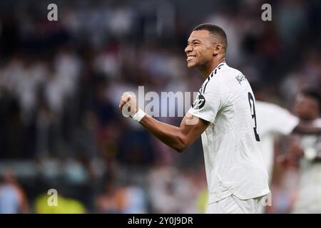 Madrid, Spagna. 3 settembre 2024. MADRID, SPAGNA - 1 SETTEMBRE: Kylian Mbappe centroattaccante del Real Madrid festeggia dopo aver segnato il secondo gol della sua squadra durante la partita LaLiga EA Sports tra Real Madrid e Real Betis allo stadio Santiago Bernabeu il 1° settembre 2024 a Madrid, Spagna. (Foto di Francisco Macia/Photo Players Images/Magara Press) crediti: Magara Press SL/Alamy Live News Foto Stock