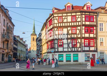 Erfurt: Piazza Domplatz, chiesa Allerheiligenkirche in , Thüringen, Turingia, Germania Foto Stock