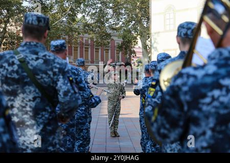 Odessa, Ucraina. 2 settembre 2024. L'Orchestra della Marina Ucraina si esibisce in piazza Birzhevaya durante l'evento. Una cerimonia solenne per il giorno della città di Odessa si è tenuta vicino al Consiglio comunale in Piazza Birzhova. Credito: SOPA Images Limited/Alamy Live News Foto Stock