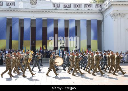 Odessa, Ucraina. 2 settembre 2024. L'Orchestra della Marina Ucraina marcia in Piazza Birzhevaya durante la cerimonia. Una cerimonia solenne per il giorno della città di Odessa si è tenuta vicino al Consiglio comunale in Piazza Birzhova. (Foto di Viacheslav Onyshchenko/SOPA Images/Sipa USA) credito: SIPA USA/Alamy Live News Foto Stock