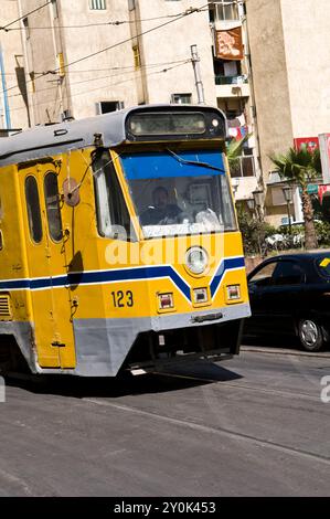 Il tram in Alessandria, Egitto. Foto Stock