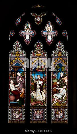 Finestra del transetto sud in St. Peter and St. Paul Church, Langham, Rutland, Inghilterra, Regno Unito Foto Stock