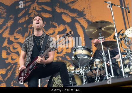 6 luglio 2024: Mike Kerr e Ben Thatcher si esibiscono con Royal Blood al festival IDays di Milano Foto Stock