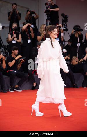 News - The Room Next Door - Red Carpet - la 81esima Mostra Internazionale d'Arte cinematografica di Venezia Barbara Paz partecipa al Red carpet The Room Next Door durante la 81esima Mostra Internazionale d'Arte cinematografica di Venezia il 2 settembre 2024 a Venezia. Foto: Cinzia Camela. Lido di Venezia Palazzo del Cinema Italia Copyright: XCinziaxCamelax/xLiveMediax LPN 1502217 Foto Stock