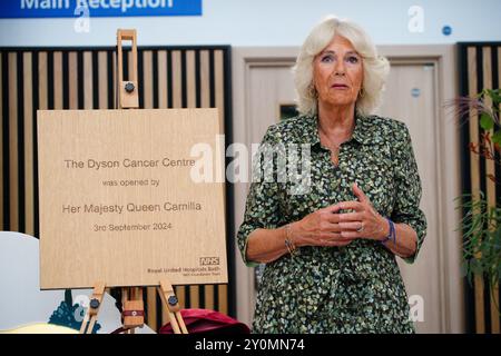 Queen Camilla apre il nuovo Dyson Cancer Centre presso il Royal United Hospitals Bath NHS Foundation Trust, a Combe Park, Bath. Data foto: Martedì 3 settembre 2024. Foto Stock