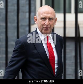 Downing Street, Londra, Regno Unito. 3 settembre 2024. I ministri del governo partecipano alla prima riunione del Gabinetto dalla fine della pausa estiva. John Healey deputato, Segretario di Stato per la difesa che lascia la riunione. Crediti: Malcolm Park/Alamy Live News Foto Stock